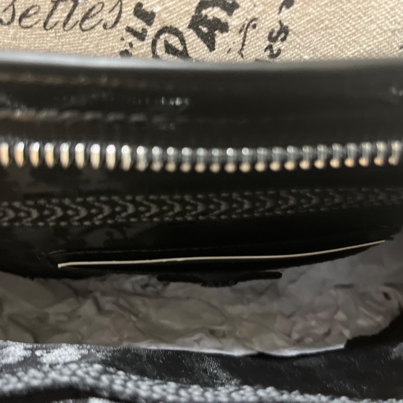 KARL LAGERFELD Paris™ Adele Tote - Picture 3 of 6